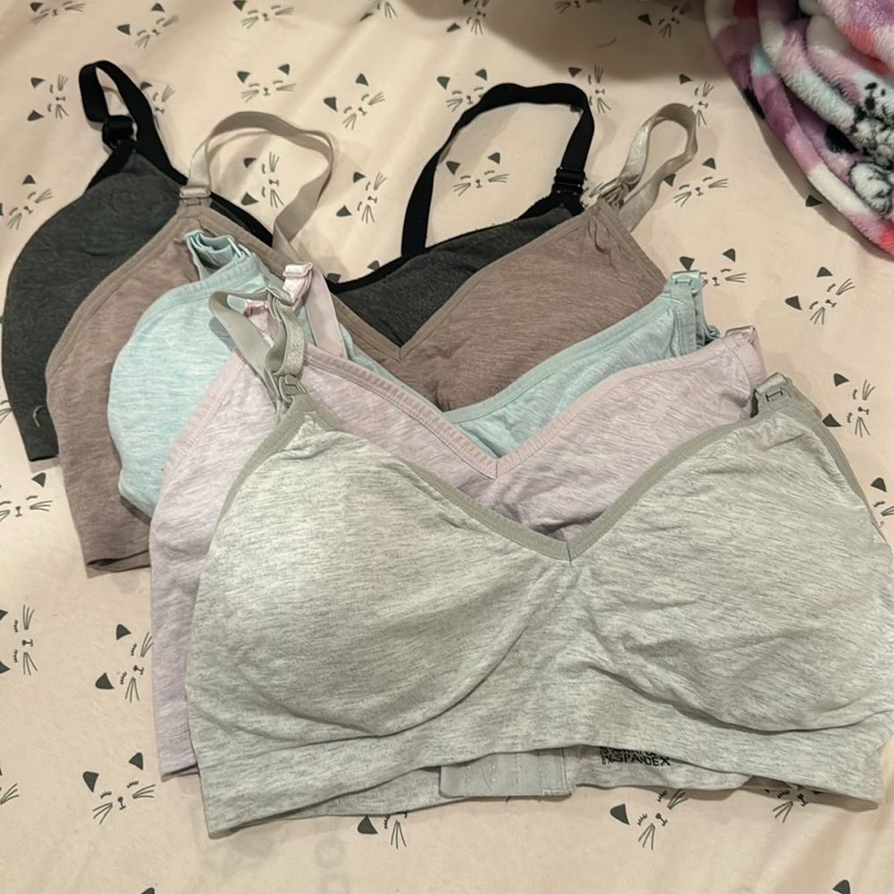 5x Nursing Bras. XL. No wires. Padded.